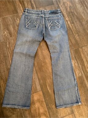 Rock & Roll Cowboy Light Wash Men’s Bootcut Jeans with Embroidered Pockets 34x34